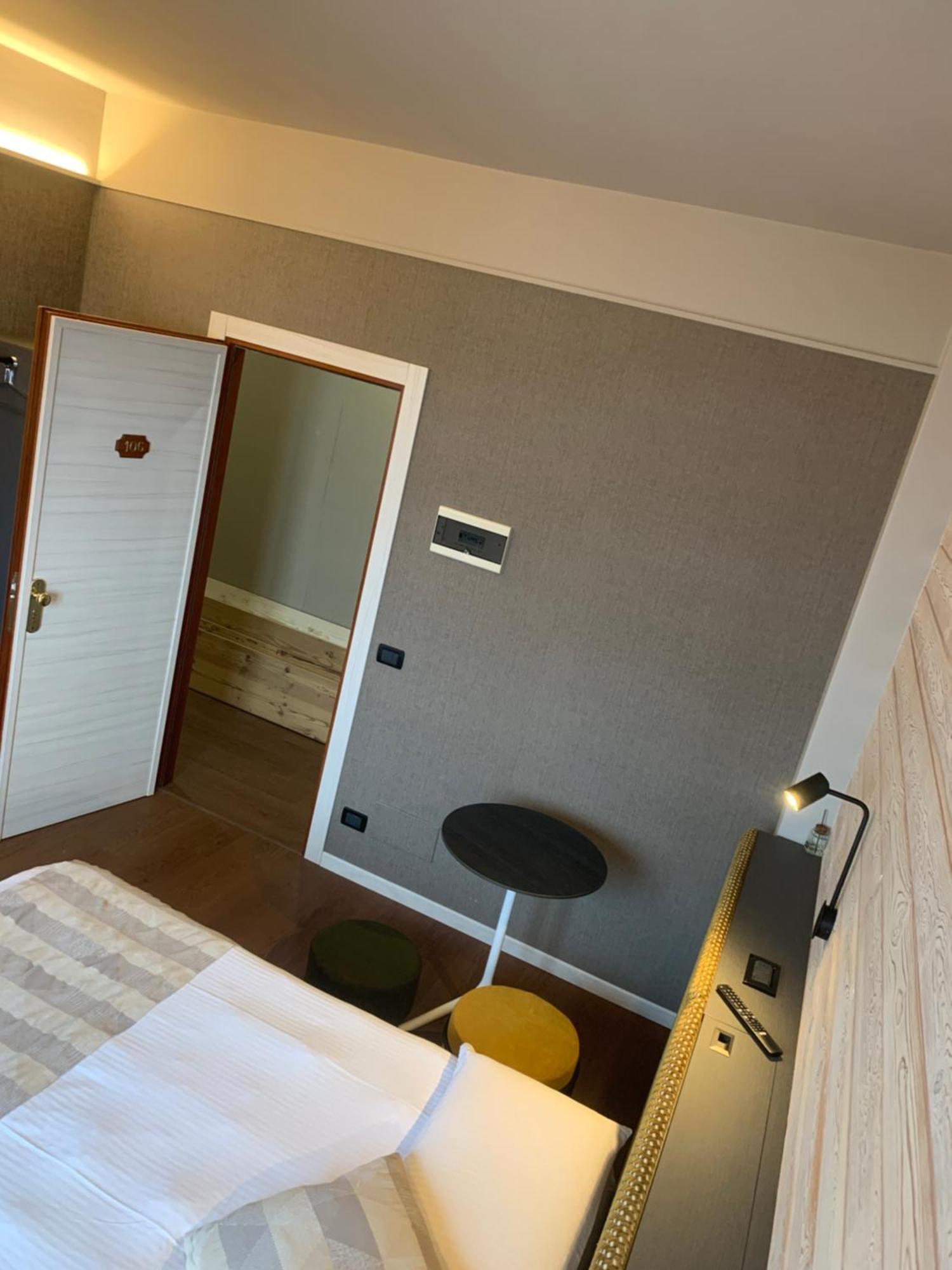 Albergo Moderno & Spa Fuipiano Valle Imagna Buitenkant foto