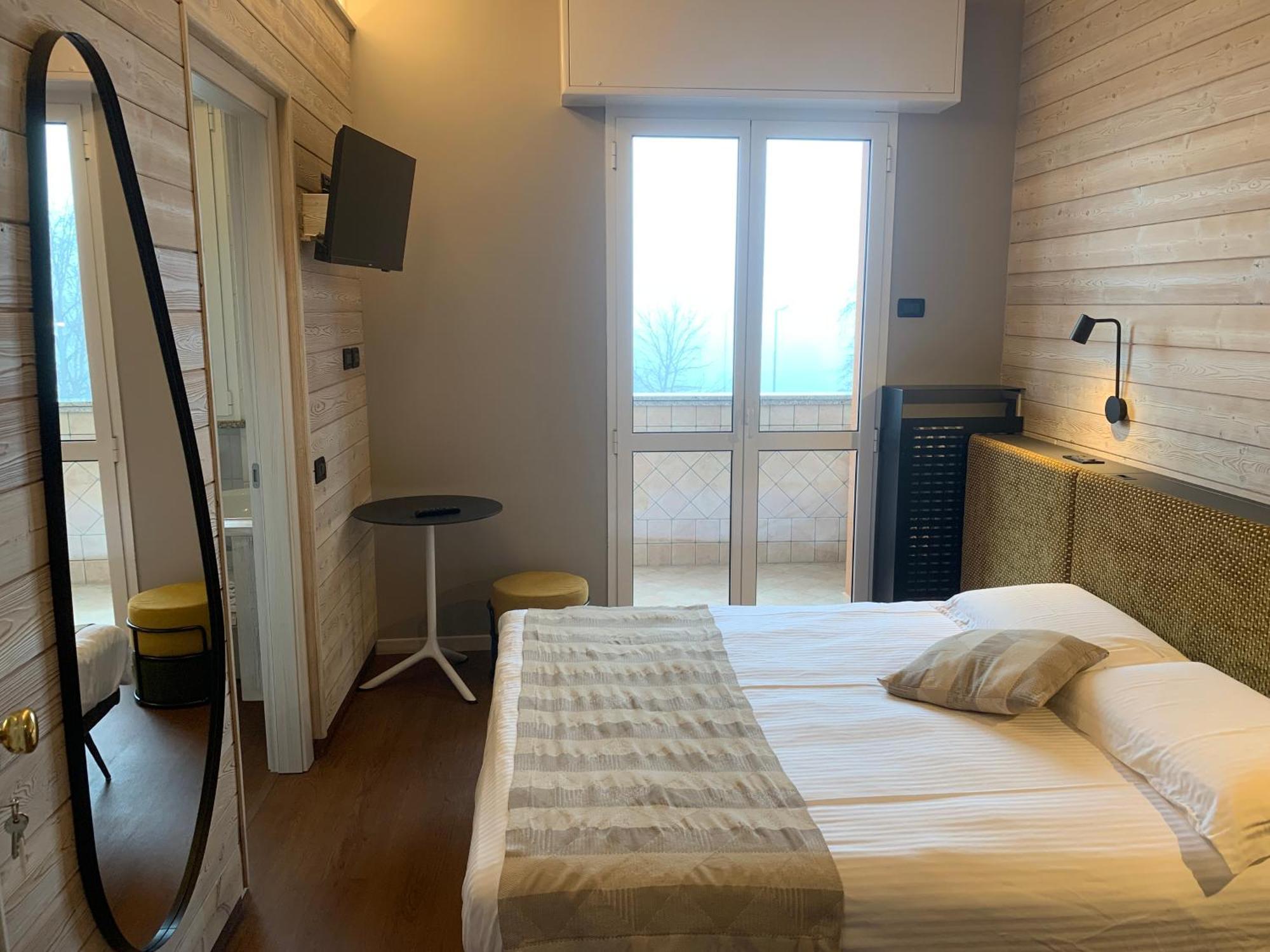 Albergo Moderno & Spa Fuipiano Valle Imagna Buitenkant foto