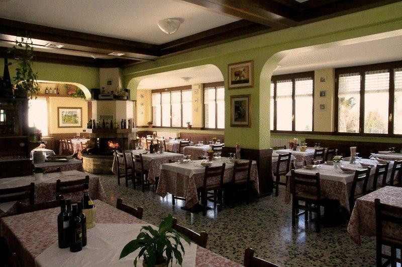 Albergo Moderno & Spa Fuipiano Valle Imagna Buitenkant foto