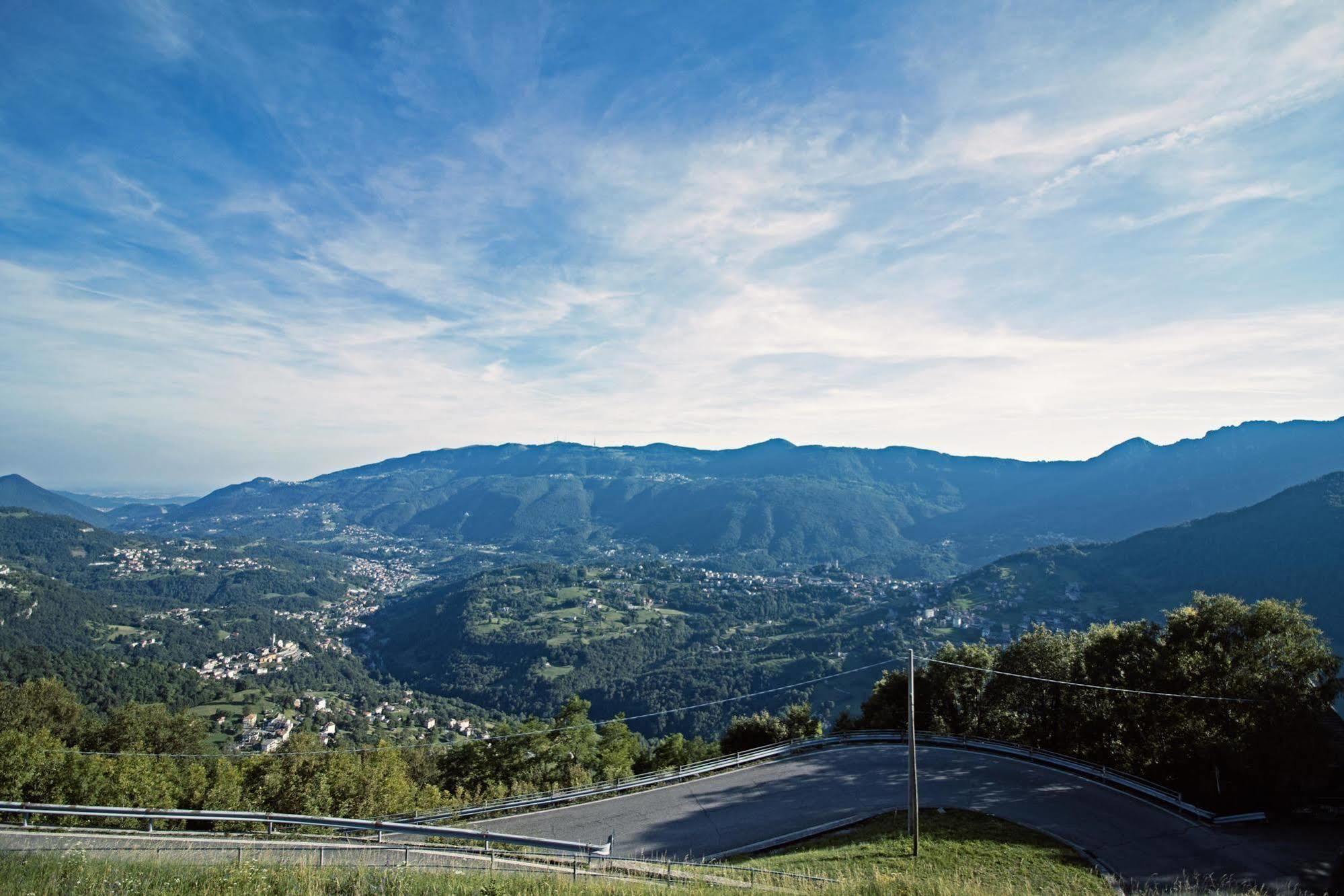 Albergo Moderno & Spa Fuipiano Valle Imagna Buitenkant foto
