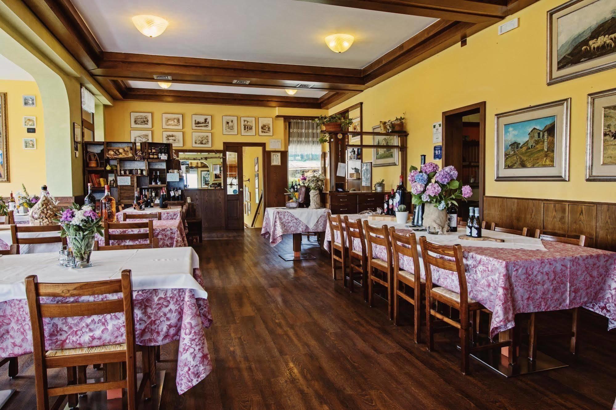 Albergo Moderno & Spa Fuipiano Valle Imagna Buitenkant foto